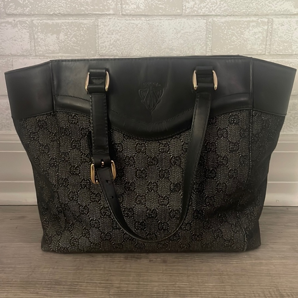 🛡️ Like NEW, Gucci Hysteria Crest Tote Bag